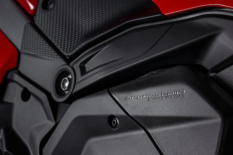 Panigale V4 7G Slide 3