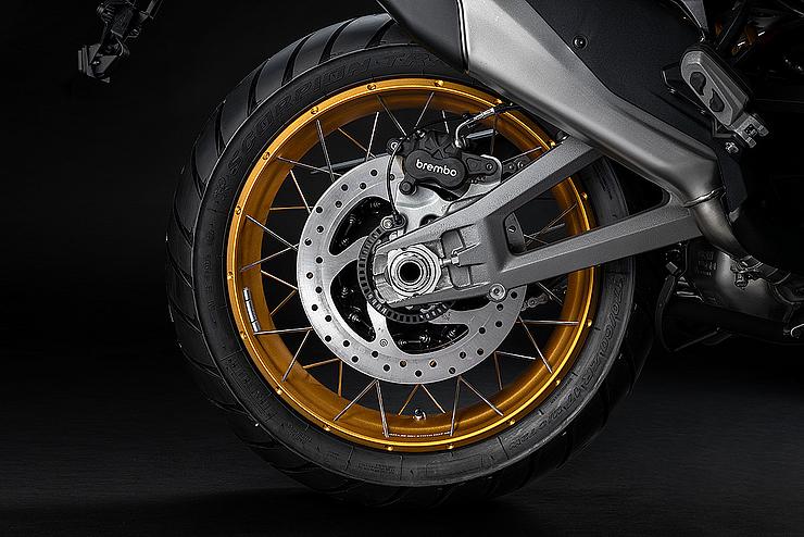 Multistrada V4 Rally FL Slide 1