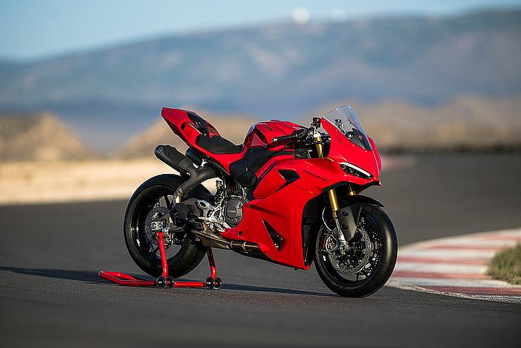 Panigale V2 S Slide 1 Panigale V2 S Slide 1