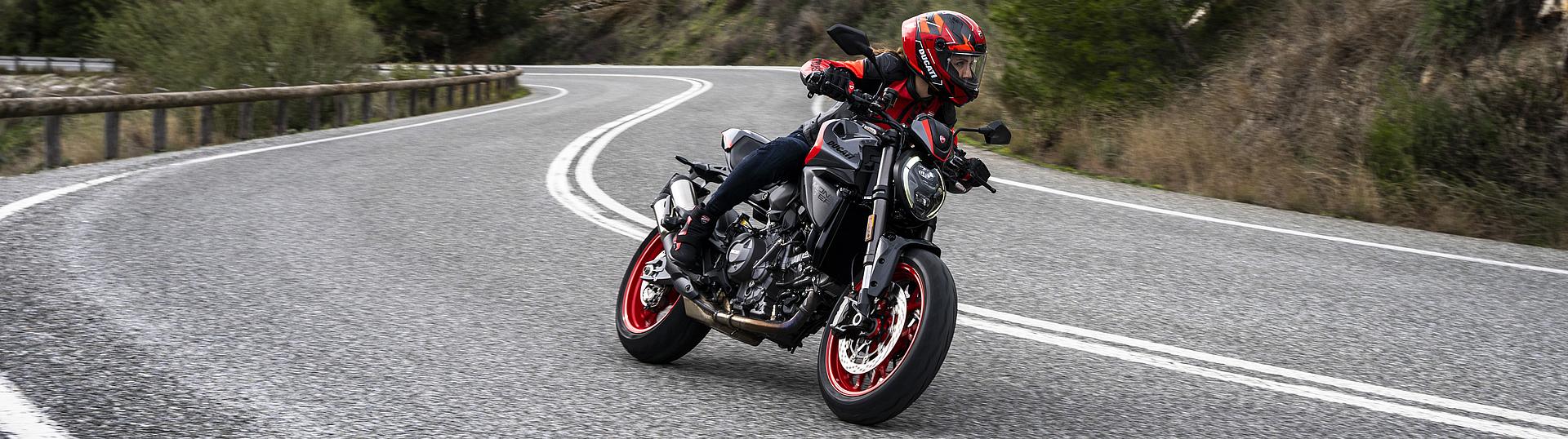 Monster Sport 5G Slide 2 Monster Sport 5G Slide 2