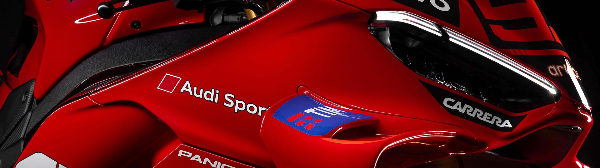 Panigale V4 MM93 WC Replica Slide 0