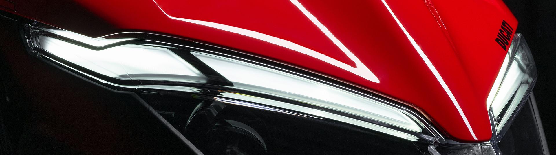 Streetfighter V4 Slide 0