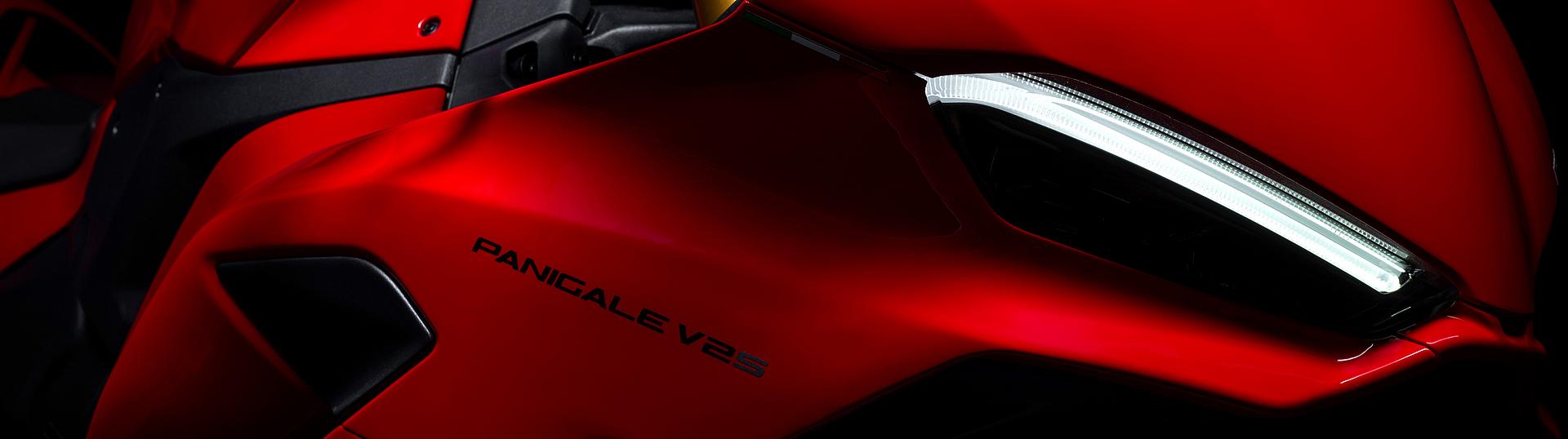 Panigale V2 S Slide 0 Panigale V2 S Slide 0
