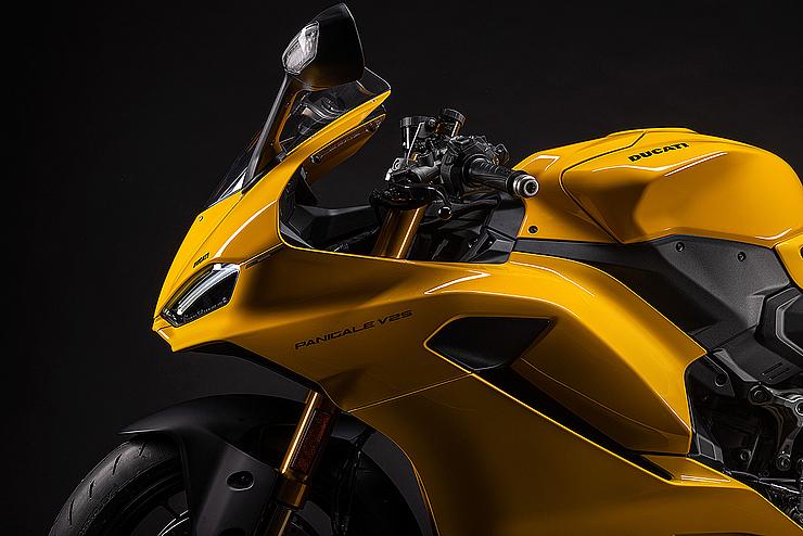 Panigale V2 S Slide 0 Panigale V2 S Slide 0