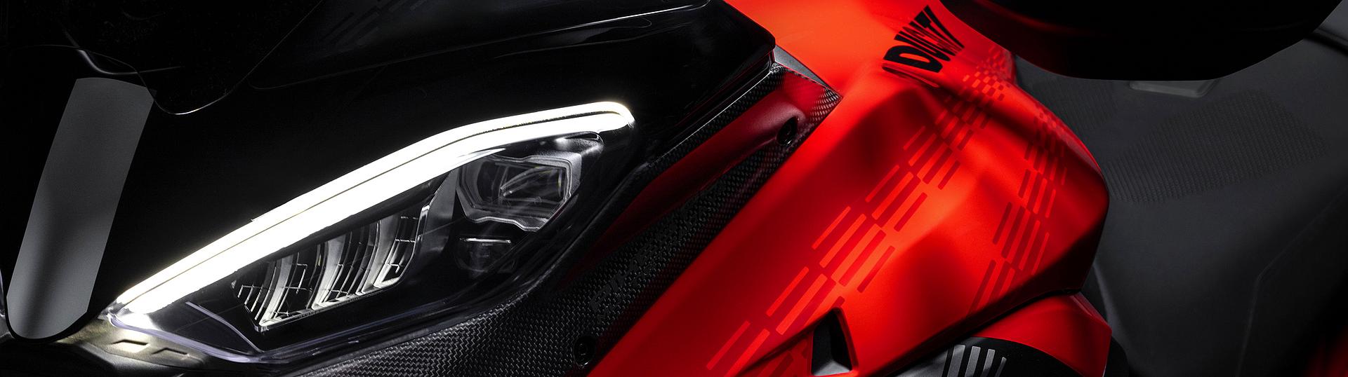 Multistrada V4 Pikes Peak FL Slide 2 Multistrada V4 Pikes Peak FL Slide 2