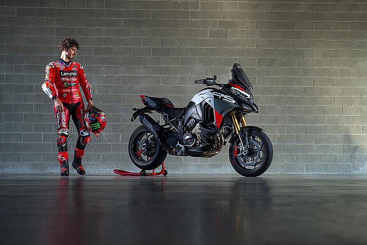 Multistrada V4 RS FL Slide 5