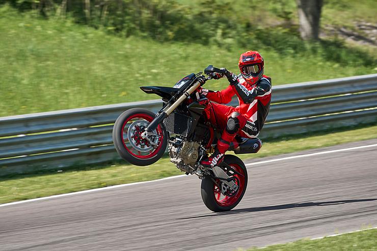 Hypermotard 698 Mono Nera Slide 5 Hypermotard 698 Mono Nera Slide 5