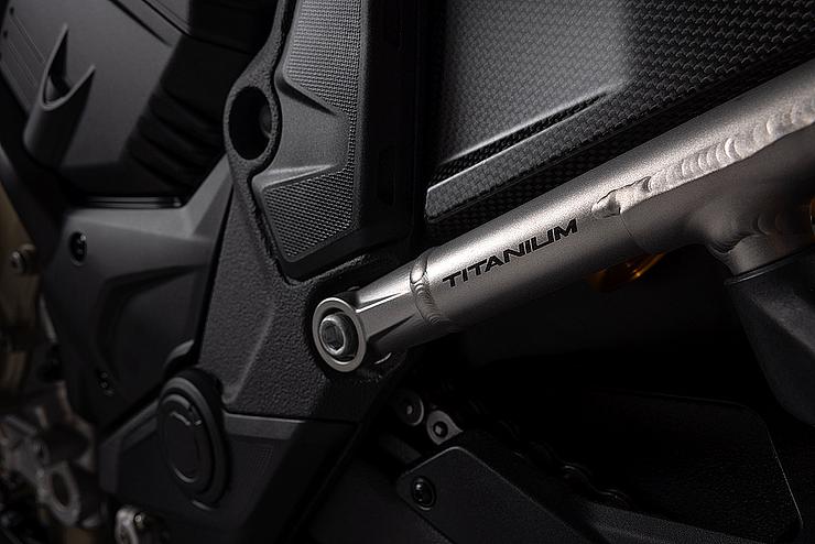 Multistrada V4 RS FL Slide 2