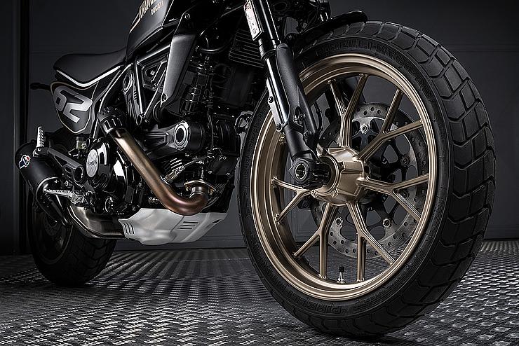 800 Full Throttle 2G 25 Slide 7