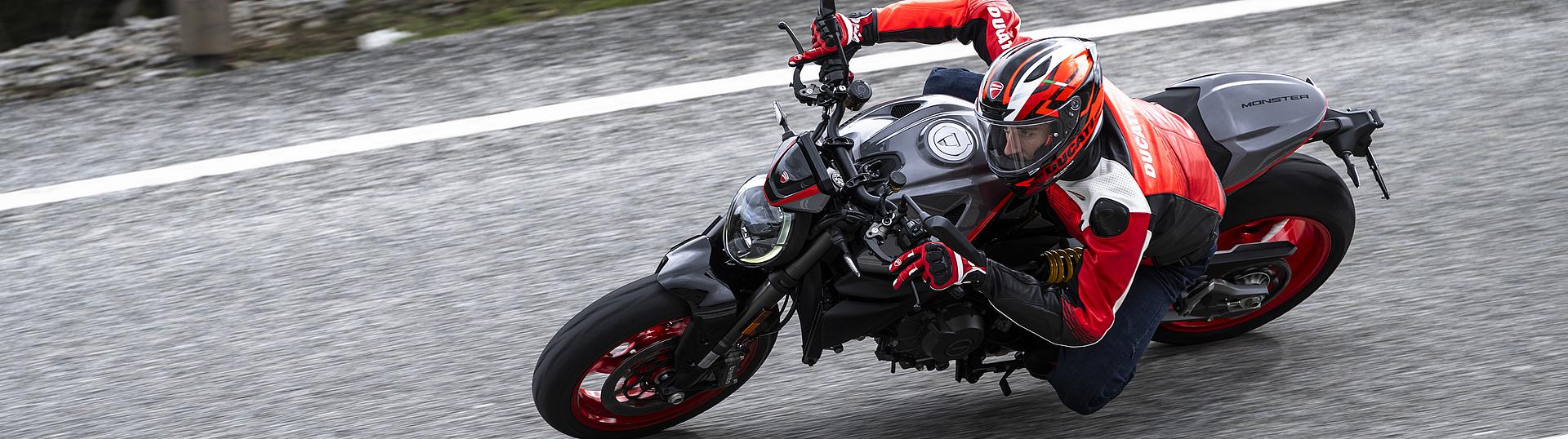 Monster Sport 5G Slide 5 Monster Sport 5G Slide 5