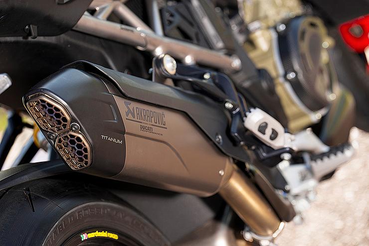 Multistrada V4 RS FL Slide 7