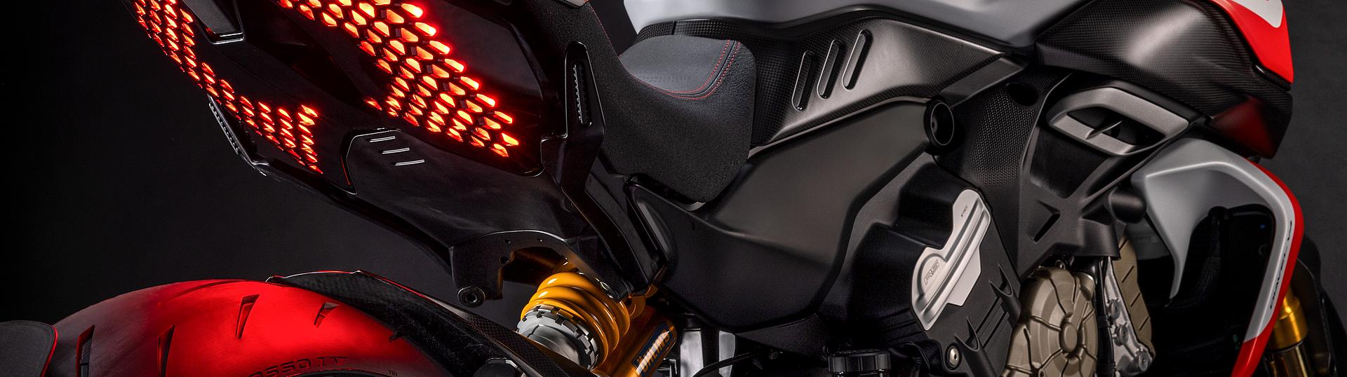 Diavel V4 RS Slide 1 Diavel V4 RS Slide 1