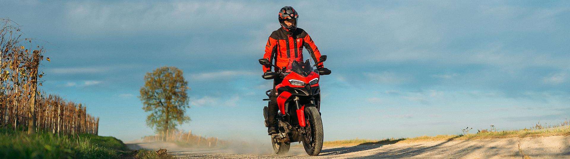 Multistrada V2 2G Slide 1 Multistrada V2 2G Slide 1