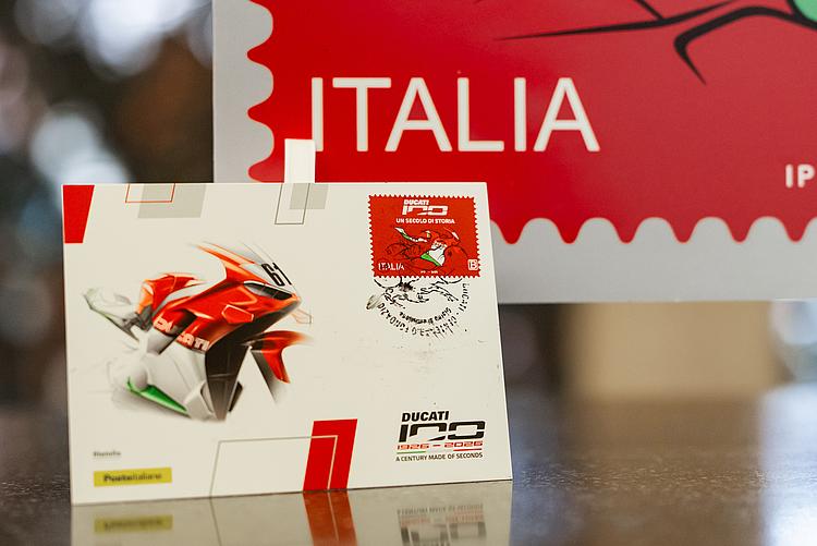 Das hundertjährige Jubiläum von Ducati wird mit einer Briefmarke gefeiert