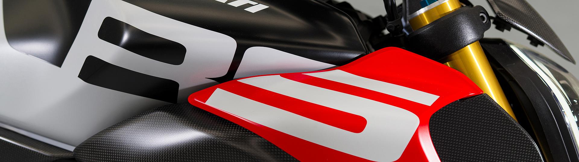 Diavel V4 RS Slide 6 Diavel V4 RS Slide 6