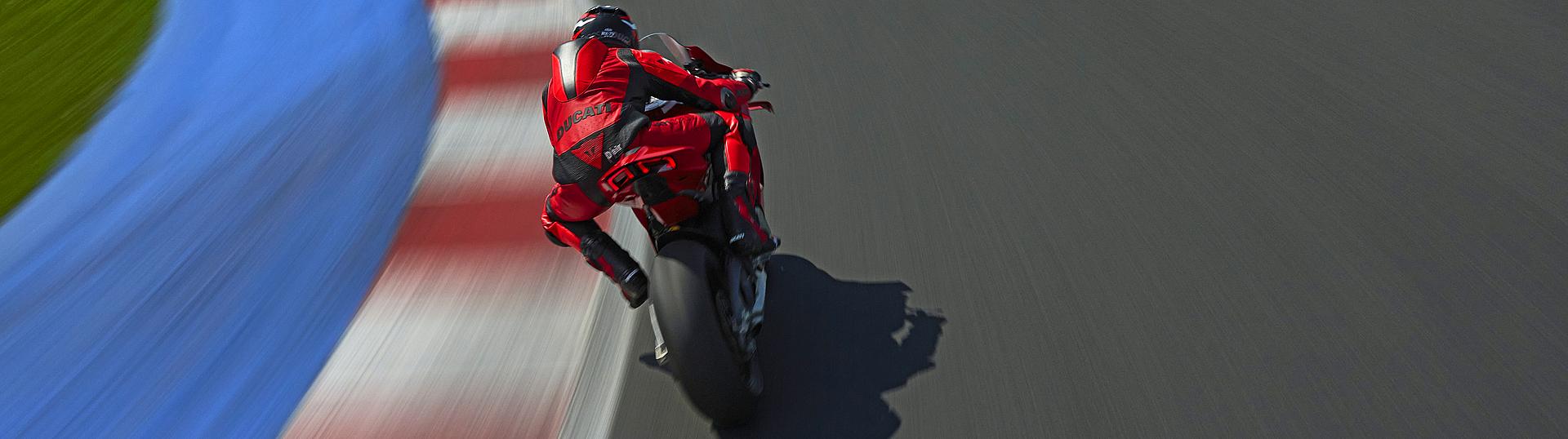 Panigale V4 S 7G Slide 5