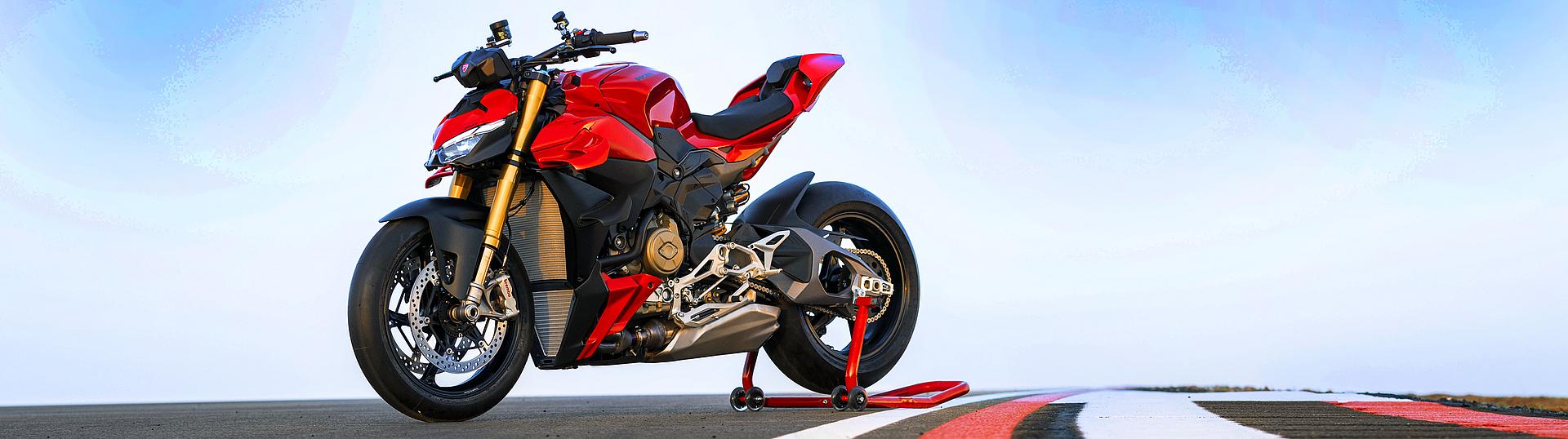 Streetfighter V4 S Slide 4 Streetfighter V4 S Slide 4