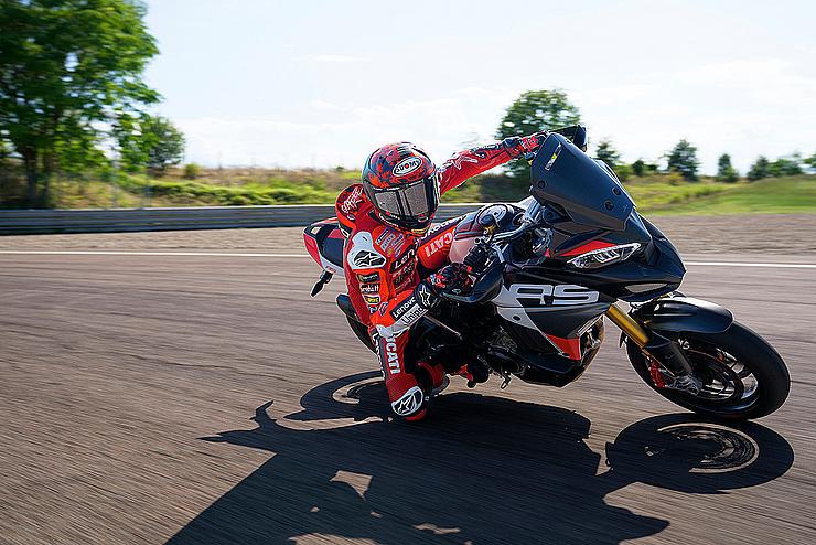 Multistrada V4 RS FL Slide 6