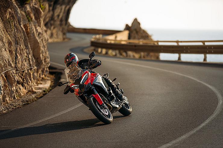 Multistrada V4 FL Slide 4 Multistrada V4 FL Slide 4