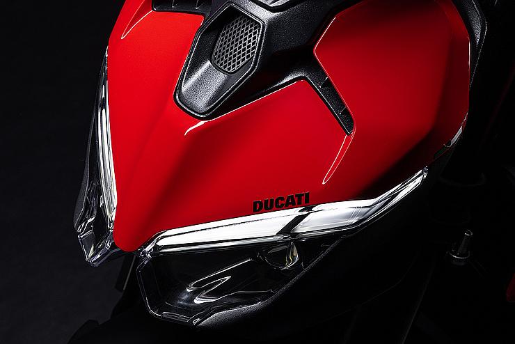 Steetfighter V2 Slide 1 Steetfighter V2 Slide 1