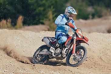 Ducati beim AspangRace 2026: Podium und starker Renneinsatz der Desmo450 EDS