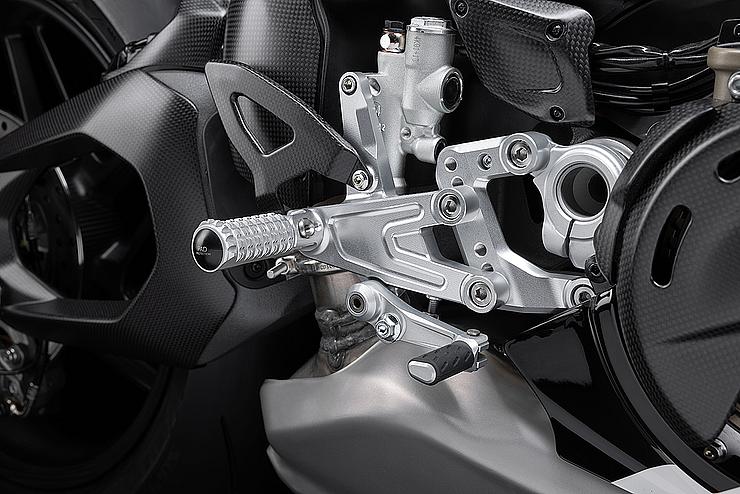 Panigale V4 Tricolore 7G Slide 7 Panigale V4 Tricolore 7G Slide 7