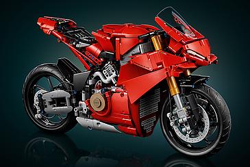 LEGO PANIGALE V4 S - Wonder Engineered aus 1.603 Steinen
