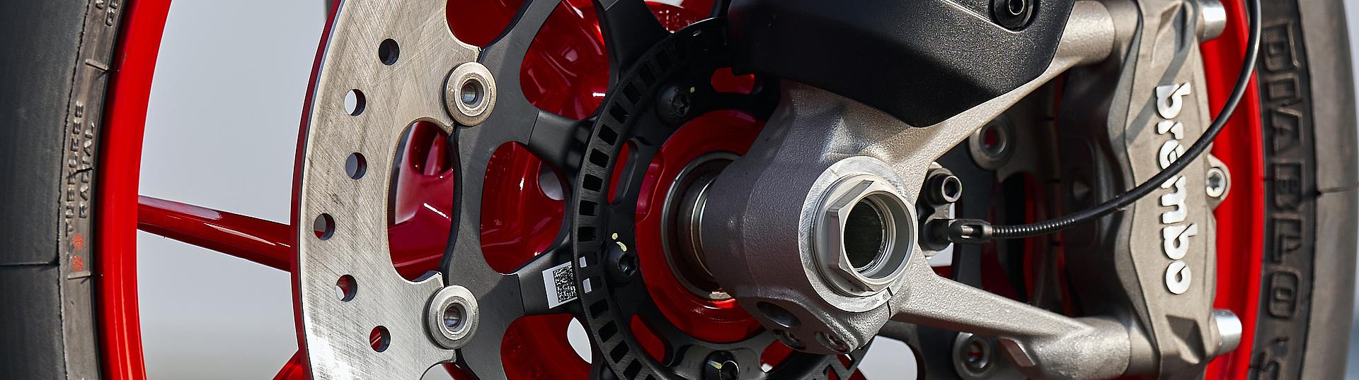 Hypermotard 698 Mono Nera Slide 6 Hypermotard 698 Mono Nera Slide 6