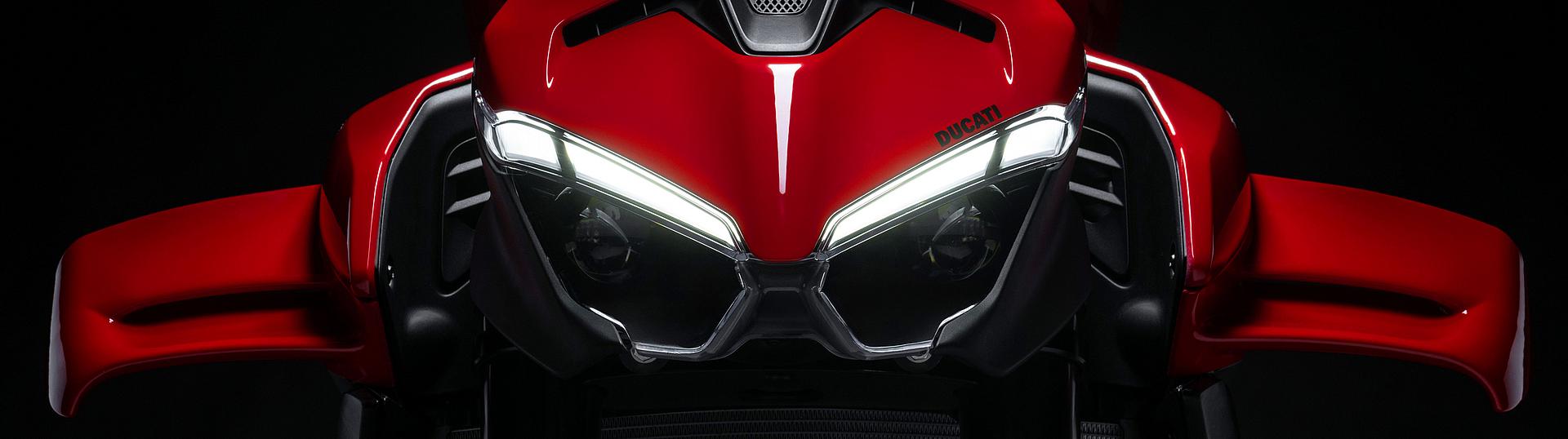 Streetfighter V4 Slide 3